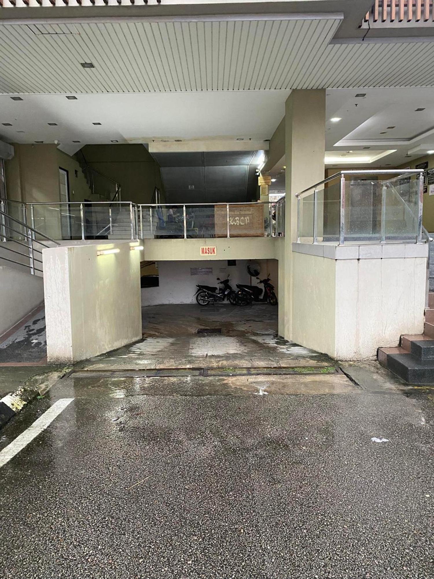 Ain Studio Apartment كوتا بْهارو المظهر الخارجي الصورة