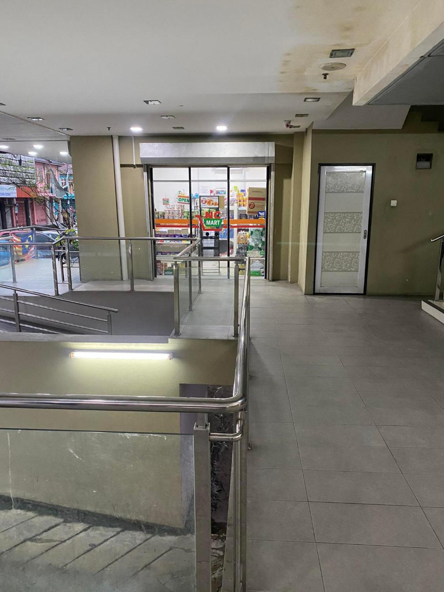 Ain Studio Apartment كوتا بْهارو المظهر الخارجي الصورة